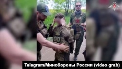 Росія стверджує, що «евакуювала» з Костянтинівки дитину, яка залишалася сама в охопленому боями місті