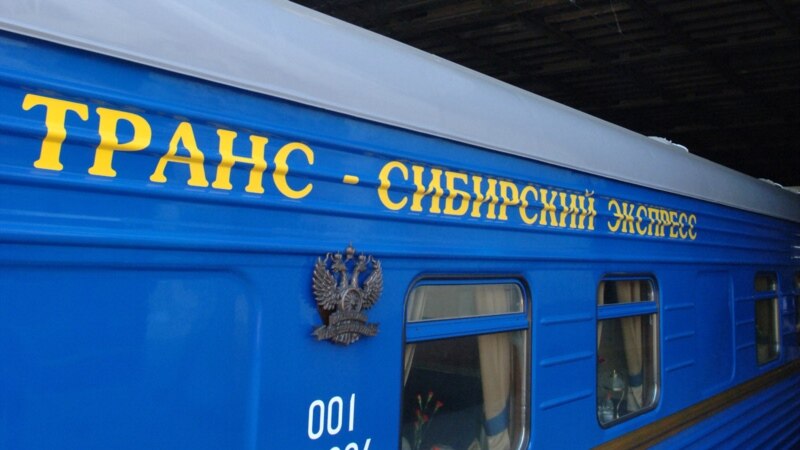 Најдолгата железничка линија во Русија во прекин поради поплави 