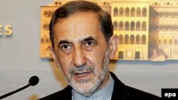 Senior Iranian diplomat Ali Akbar Velayati (file photo)