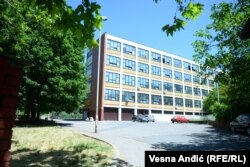 Dojave o eksplozivnoj napravi upućene su i Medicinskoj srednjoj školi u Beogradu.