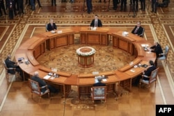 Участники саммита