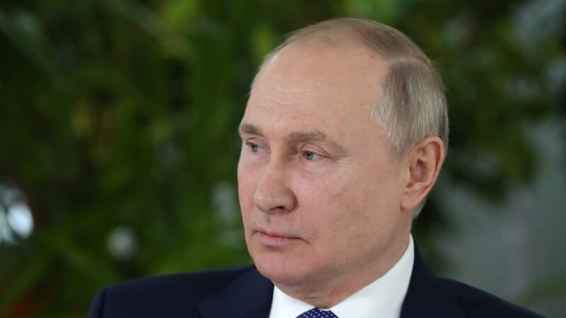 Путин предложил возродить звание 