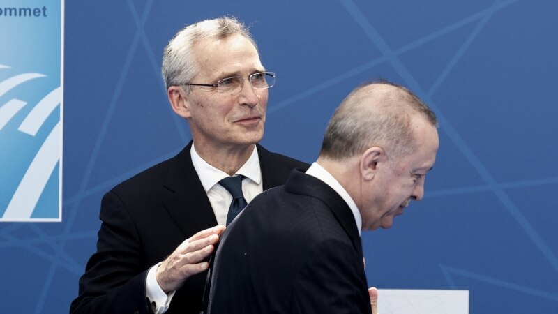 Šef NATO-a razgovarao s turskim predsjednikom o pristupanju Finske i Švedske Alijansi
