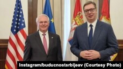 Ambasador Hil i predsednik Srbije Vučić na jednom od prethodnih susreta