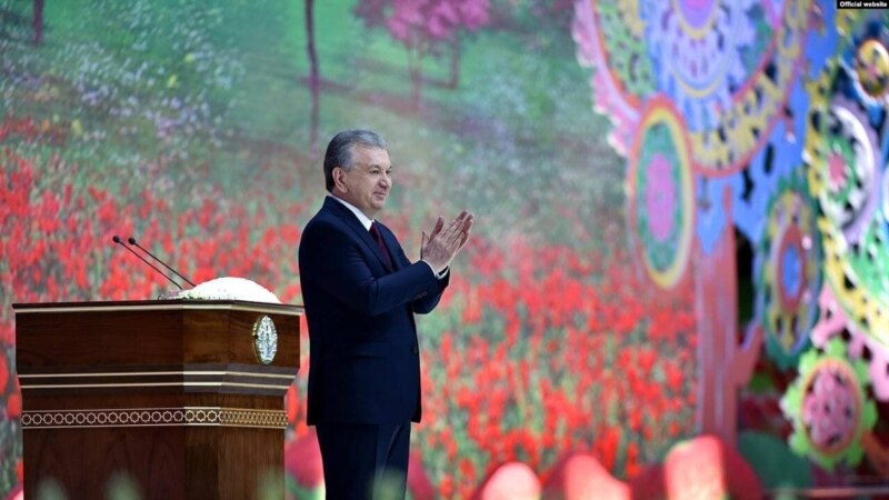 Интихоботи президентии Узбекистон. Намоиши нофарҷоми демократия?