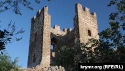 Башня Климента в Феодосии