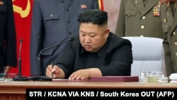 Demirgazyk Koreýanyň lideri Kim Jong Un
