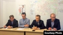 Прадстаўнікі «Права выбару» Алесь Сілкоў, Дзяніс Садоўскі, Аляксей Янукевіч, Ігар Барысаў