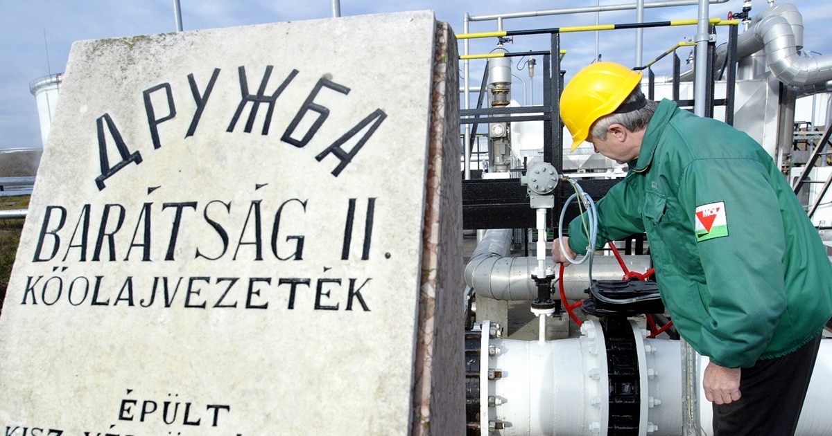 EU To Send Team To Druzhba In Bid To Lift Hungarian-Slovak Vetoes