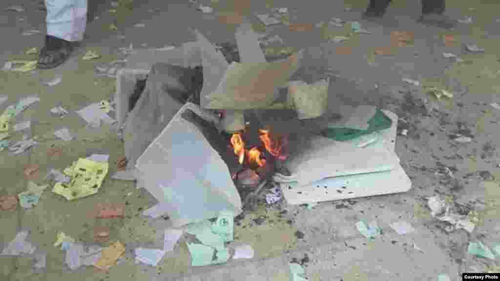 K.Pashtunkhwa: Ballot paper and ballot box burned out in Noshera. 1MAY2015