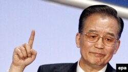 Beijing also announced that Chinese Prime Minister Wen Jiabao would attend the climate-treaty talks in Copenhagen in December.