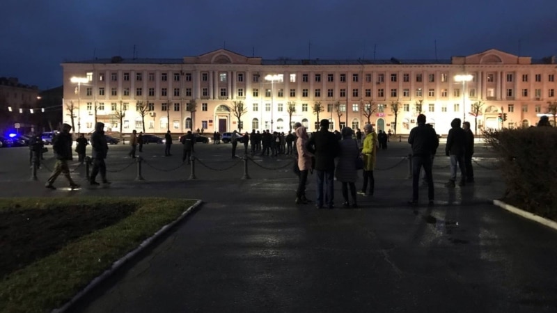 В Йошкар-Оле вместо тысячи заявившихся на акцию в поддержку Алексея Навального пришли пятьдесят человек