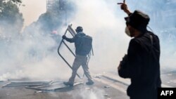 Столкновения в ходе протестов в Париже, 1 мая 2019 года