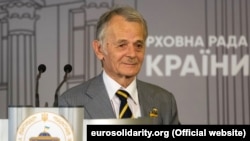 Мустафа Джемілєв, лідер кримськотатарського народу, народний депутат від партії «Європейська солідарність»