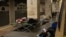 Люди ночують у метро під оголошення про повітрну небезпеку, 10 серпня 2026 року 