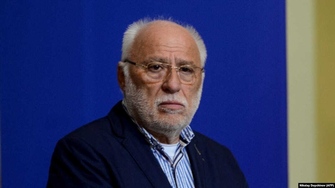 Емилиян Гебрев