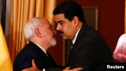 Nicolas Maduro və Mohammad Javad Zarif 