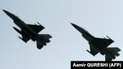 دو جت قوای هوایی پاکستان
