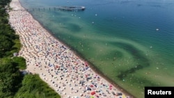 Plaja Timmendorfer din Germania sâmbătă, 27 iunie.