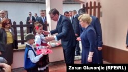 Aleksandar Vučić i Kolinda Grabar Kitarović posjetili Dalj, 20. lipnja 2016.