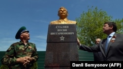Памятник Сталину в Ставрополье