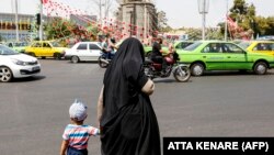 عکس از بایگانی