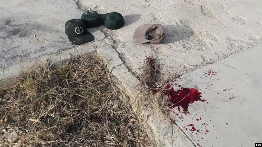 حمله در زمان برگزاری مراسم صبحگاه سربازان رخ داده است.