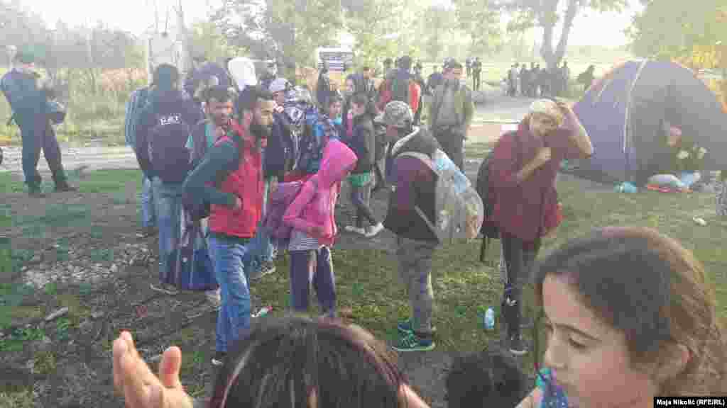 Refugees heading from Serbia through Croatian town Tovarnik to other countries of EU