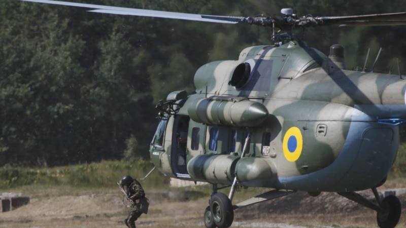 Се урна воен хеликоптер во Украина, загинаа 5 лица 