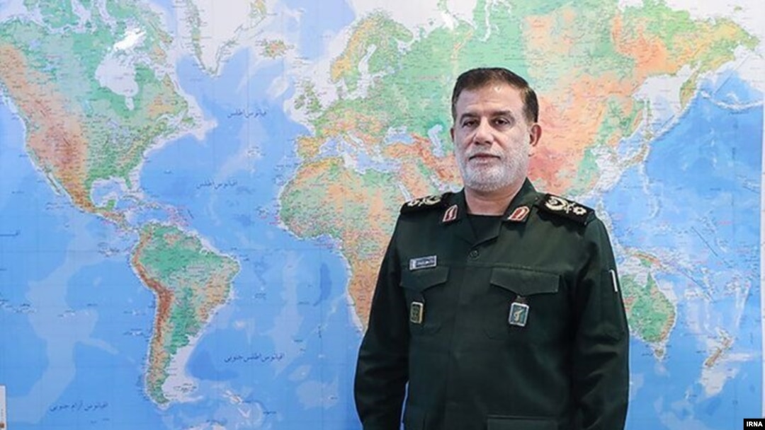 عباس نیلفروشان