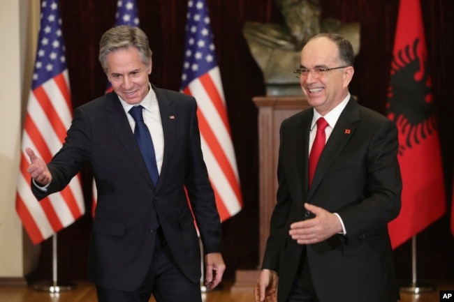 Sekretari amerikan i Shtetit, Antony Blinken dhe presidenti i Shqipërisë, Bajram Begaj.