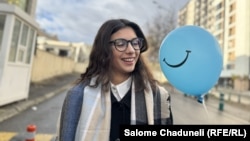 ანი ახმეტელი თბილისის საქალაქო სასამართლოსთან