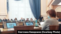 Светлана Каверзина на сессии горсовета