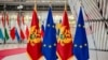 Министерката за надворешни работи на Словенија, Тања Фајон, на 15 јануари најави дека министрите за надворешни работи на ЕУ ќе разговараат за можните мерки што може да ги преземе ЕУ, доколку Црна Гора не го деблокира Уставниот суд