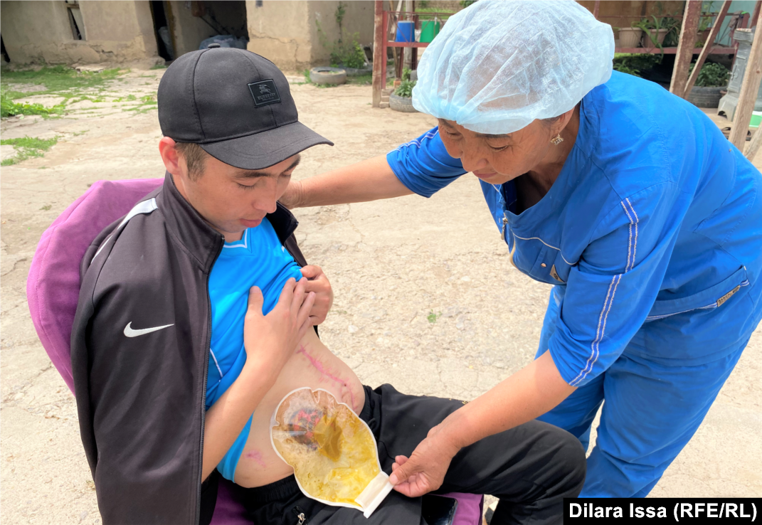 Қыз мастурбация жасайды