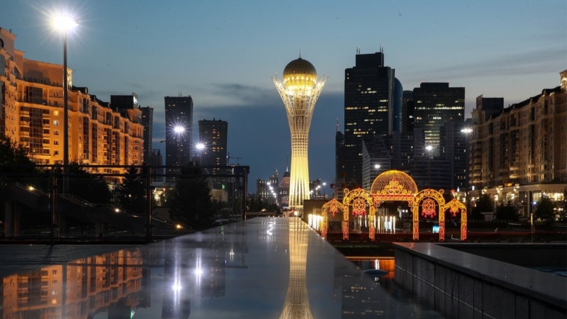 В парламенте Казахстана предложили вернуть столице название Астана 