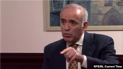 Chess champ Garry Kasparov speaks out against Iranian regime