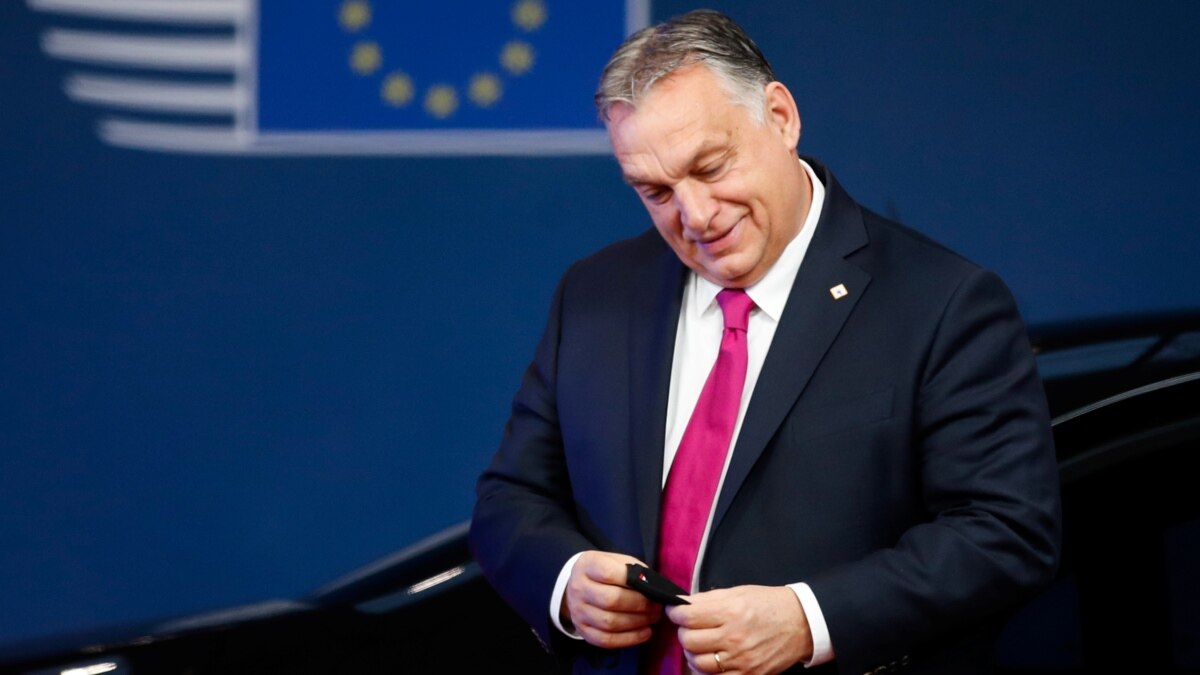 Премиерът на Унгария Виктор Орбан обяви извънредно положения в страната