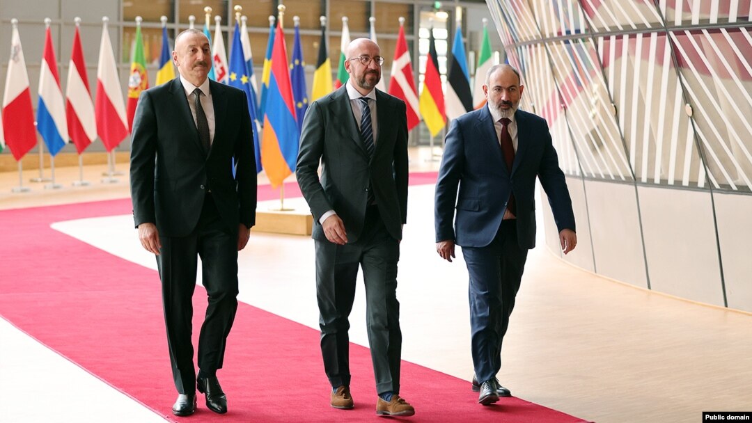 Belgium - European Council President Charles Michel meets with Armenian Prime Minister Nikol Pashinian and Azerbaijani President Ilham Aliyev, Brussels, May 22, 2022.