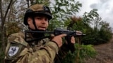 Ukrán tüzérek próbálják feltartani az oroszokat Dnyipropetrovszknál, közben evakuálják a civileket