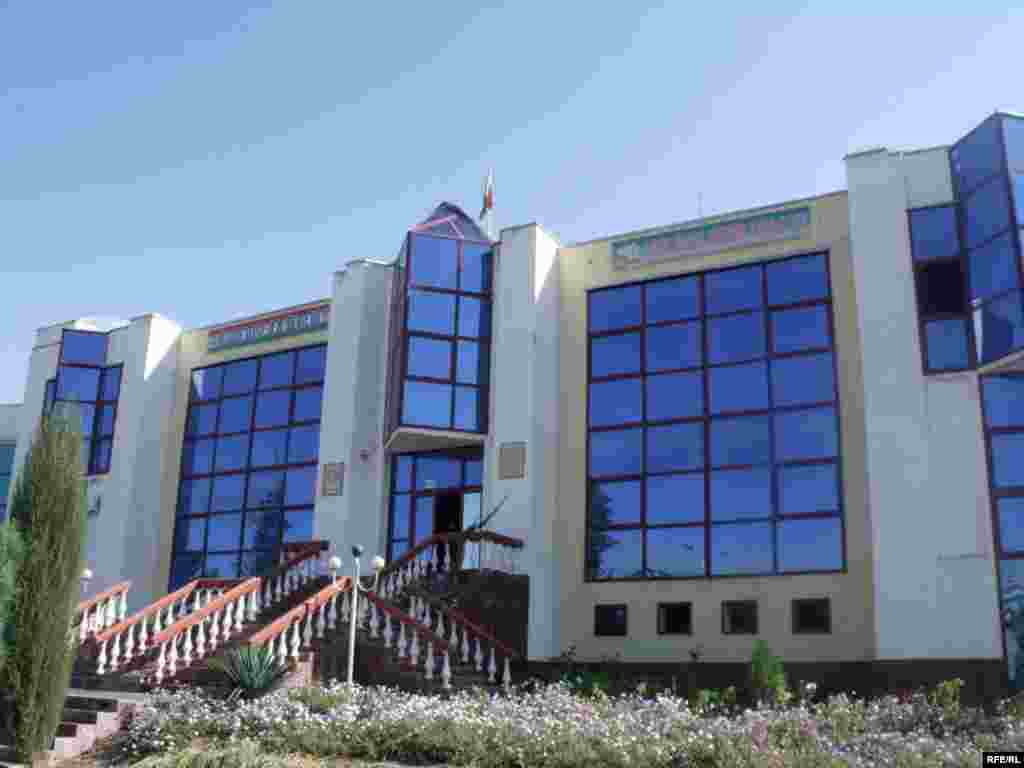 Умри кӯтоҳи китоб #145