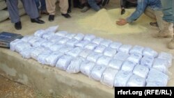آرشیف، عکس جنبه تزئینی دارد