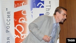 "Другая Россия" ищет подходы к участию в выборах