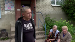 Как эвакуируют жителей Лисичанска, где под постоянными обстрелами остаются 15 тысяч человек