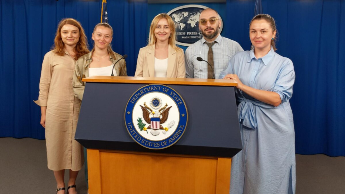 RFE/RL's Václav Havel Journalism Fellows Visit Washington, D.C. - Vimarsana News