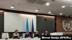 Bosna i Hercegovina (BiH), Sarajevo, 24. juni, Michelle Bachelet (druga s lijeva), visoka komesarka Ujedinjenih Nacija za ljudska prava, govori na konferenciji za medije o impresijma nakon višednevne službene posjete BiH.