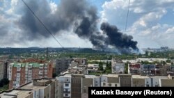 Dim nakon granatiranja u Donjecku, Ukrajina, 5. jul 2022.