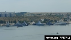 Ракетоносители ЧФ РФ, пришвартованные в Севастопольской бухте