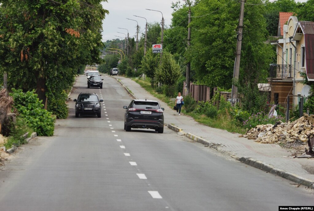 The same street on June 23