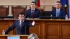 Premijer Kiril Petkov govori pred parlamentom uoči glasanja 22. juna 2022.